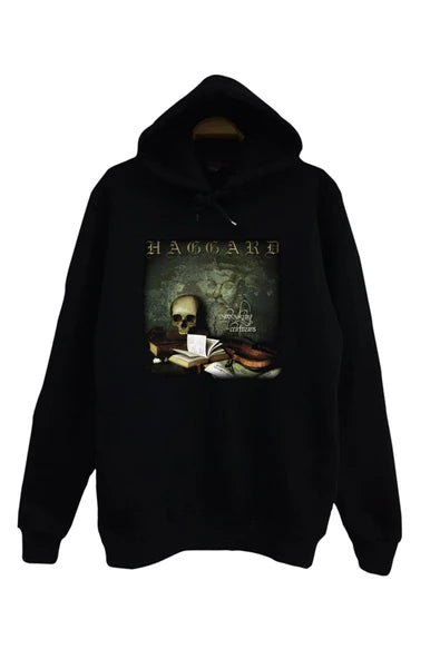 Haggard Albüm kapağı: kitap baskılı siyah kapüşonlu sweatshirt