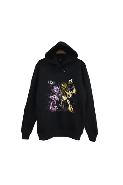Murder Drones Karakterleri Uzi ve N baskılı siyah kapüşonlu sweatshirt