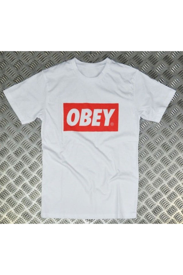 Obey baskılı beyaz tişört