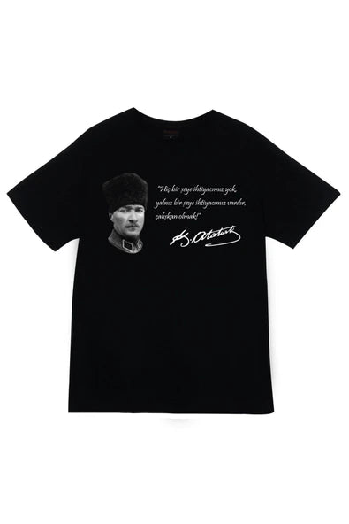 Gazi Mustafa Kemal Atatürk Kalpaklı portresi baskılı siyah tişört