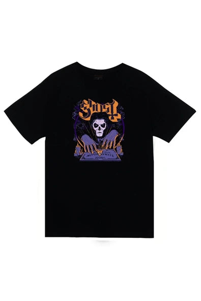 Ghost Logosu ve maskeli figür baskılı siyah tişört