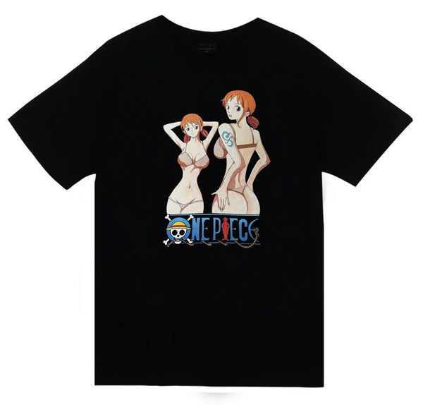 One Piece - Nami iki poz bikinili baskılı siyah tişört