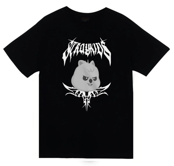 Stray Kids Skzoo Han Quokka Karakter Black metal tarzı logo baskılı siyah tişört