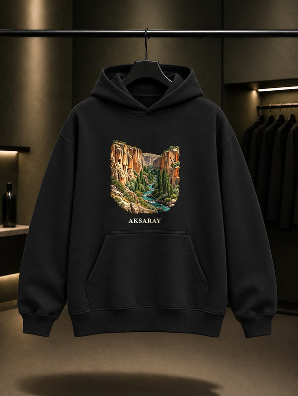 Aksaray Ihlara Vadisi baskılı siyah kapüşonlu sweatshirt