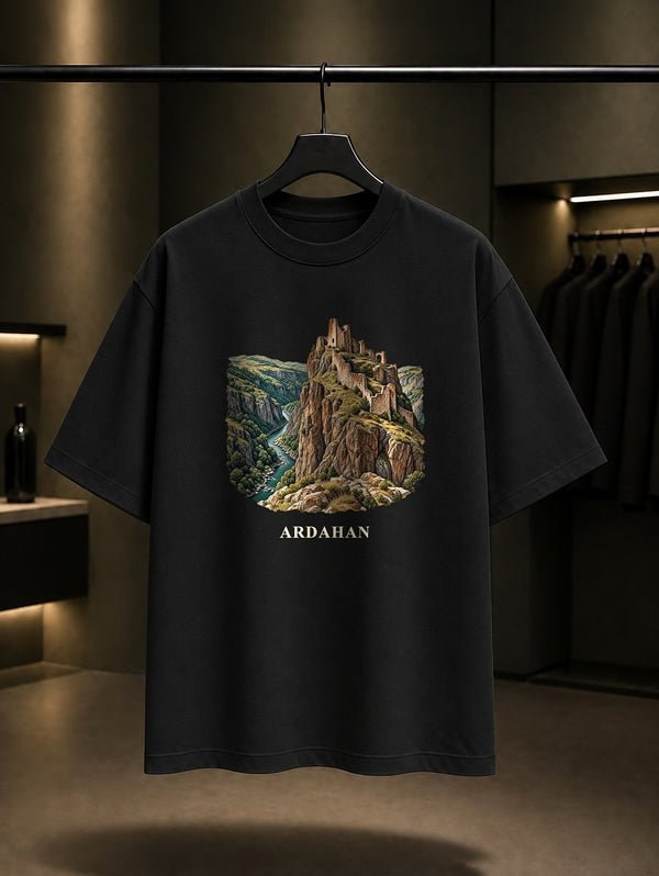 Ardahan Şeytan Kalesi baskılı siyah t-shirt