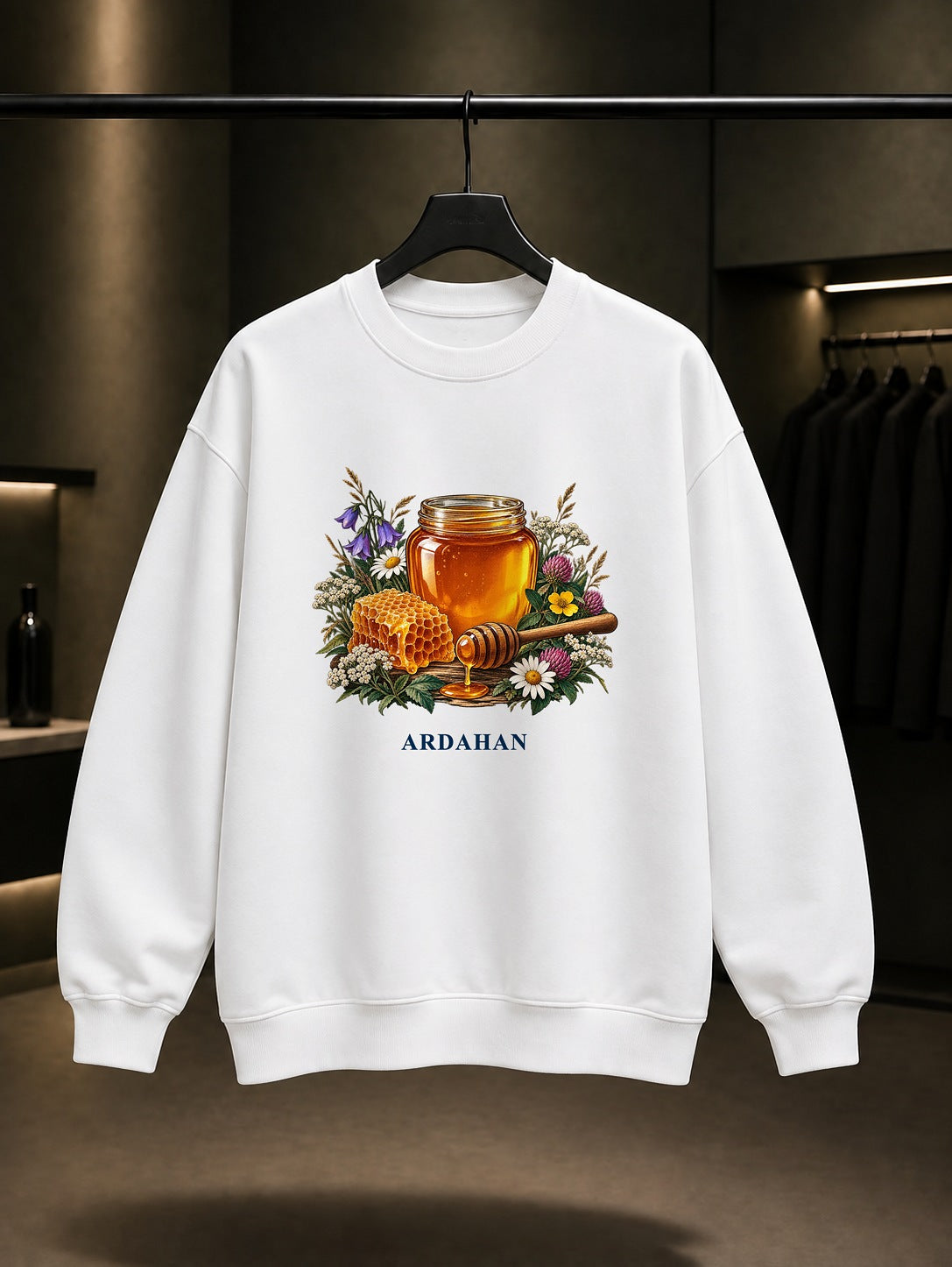Ardahan Çiçek Balı baskılı beyaz sweatshirt