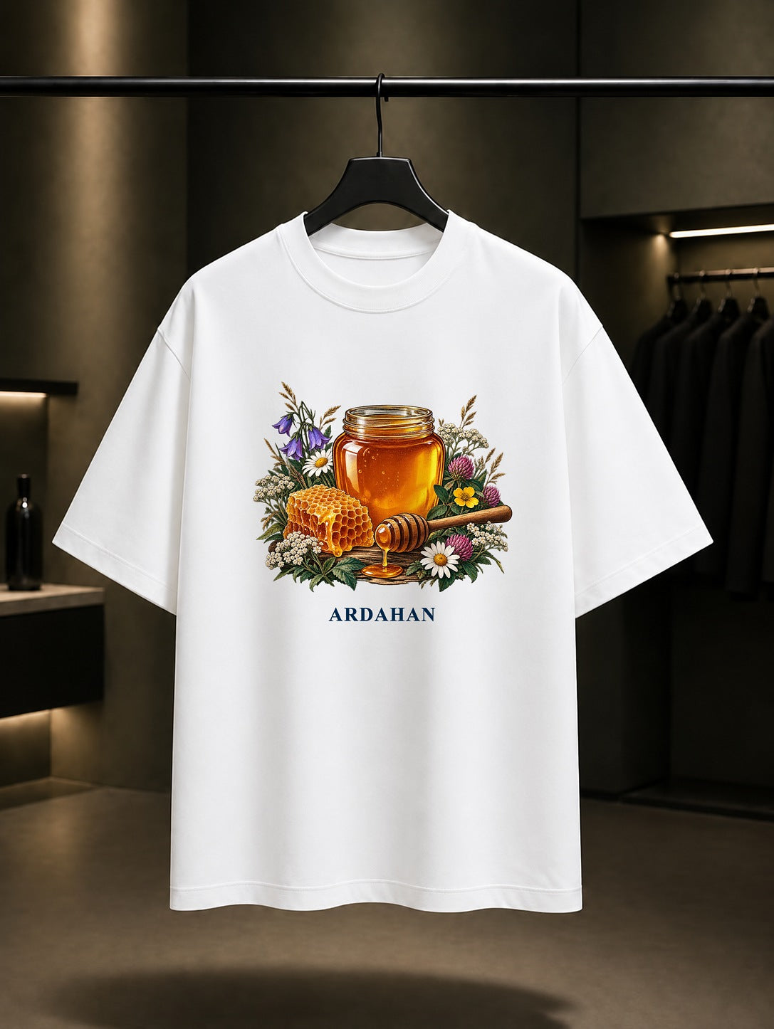 Ardahan Çiçek Balı baskılı beyaz t-shirt