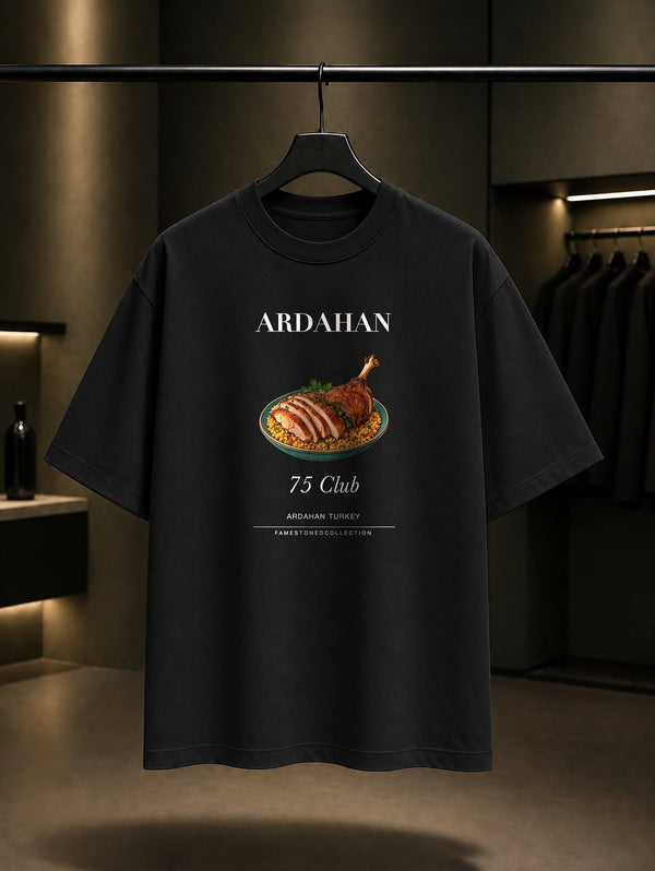 Ardahan Kaz Pilavı 75 Club baskılı siyah t-shirt