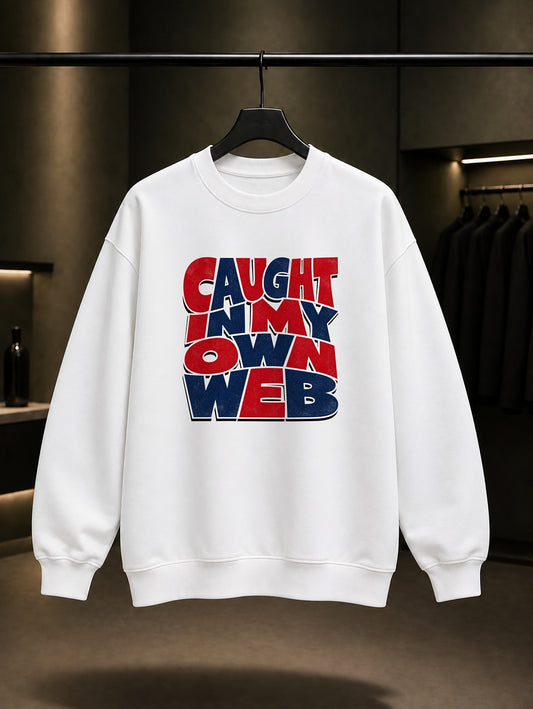Caught In My Own Web Yazılı baskılı beyaz sweatshirt
