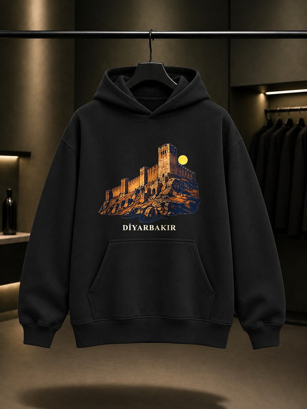 Diyarbakır Meftune baskılı siyah kapüşonlu sweatshirt
