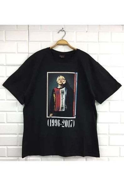 fame-stoned Unisex T-shirt