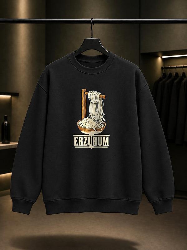 Erzurum Civil Peyniri baskılı siyah sweatshirt