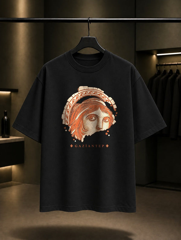 Gaziantep Zeugma Çingene Kızı baskılı siyah t-shirt