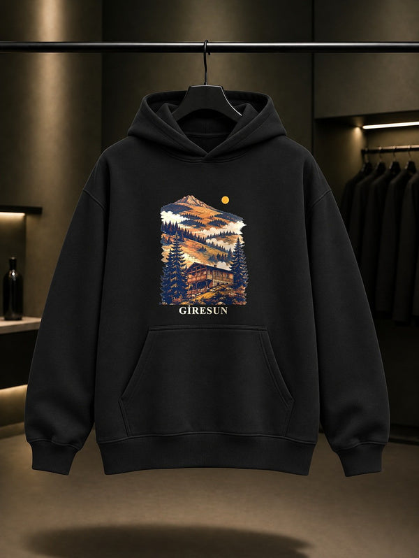 Giresun Kümbet Yaylası baskılı siyah kapüşonlu sweatshirt