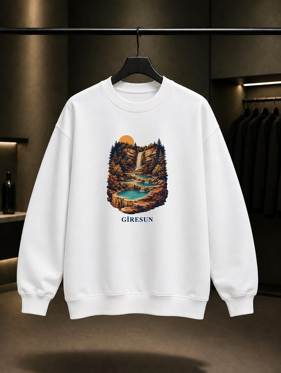 Giresun Mavi Göl Kuzalan baskılı beyaz sweatshirt