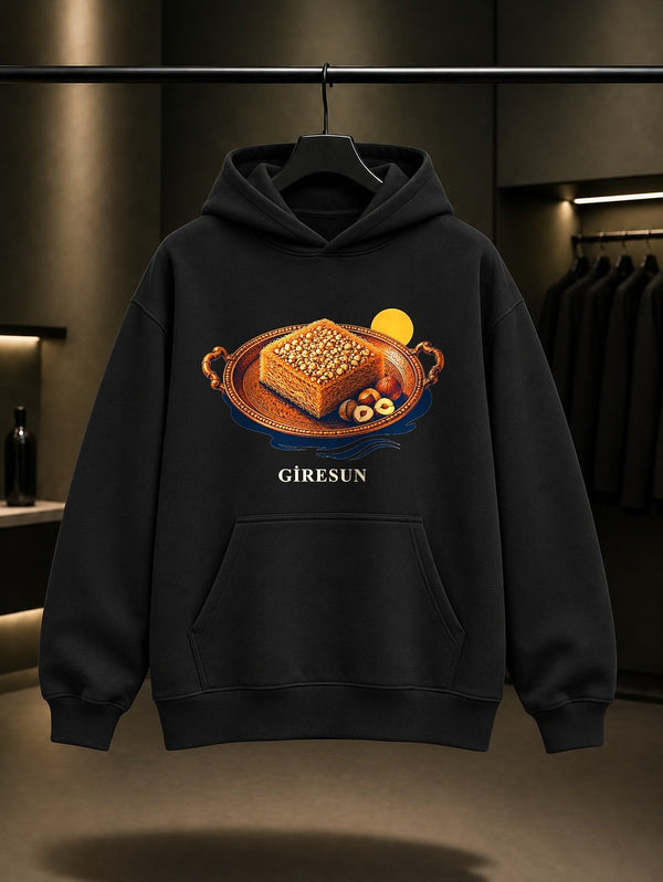 Giresun Fındıklı Tel Kadayıf baskılı siyah kapüşonlu sweatshirt