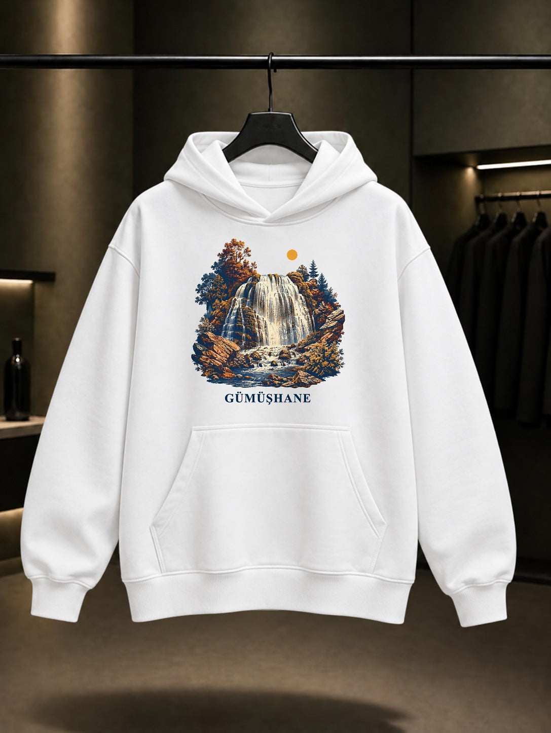Gümüşhane Tomara Şelalesi baskılı beyaz kapüşonlu sweatshirt