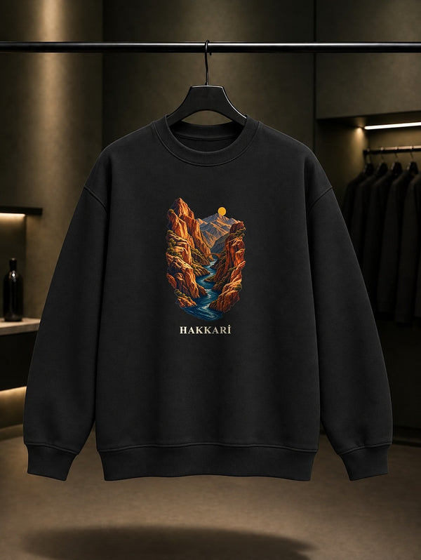 Hakkari Zap Vadisi baskılı siyah sweatshirt
