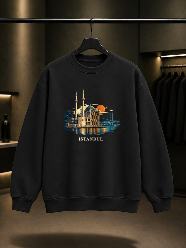 İstanbul Ortaköy baskılı siyah sweatshirt