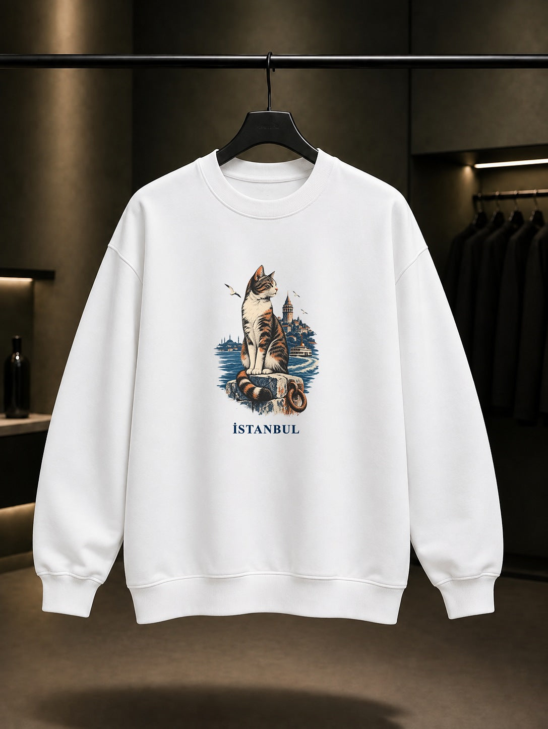 İstanbul Sokak Kedisi baskılı beyaz sweatshirt