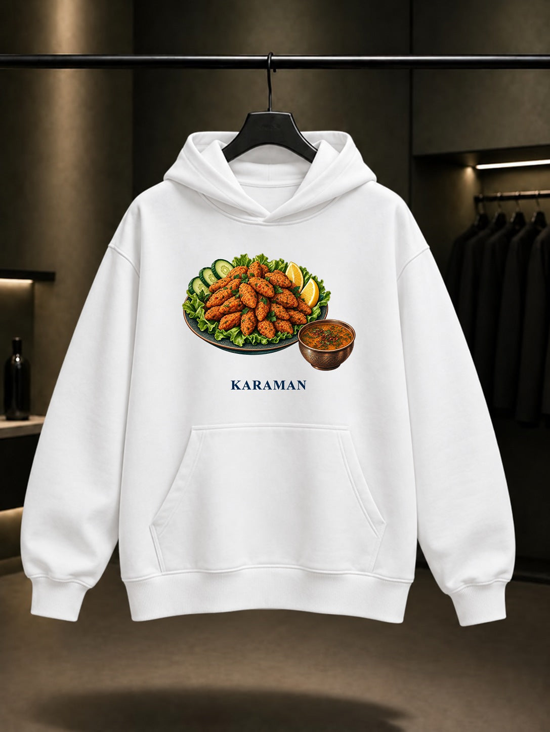 Karaman Batırık baskılı beyaz kapüşonlu sweatshirt