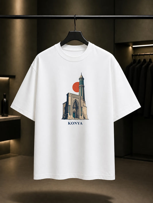 Konya Ince Minareli Medrese baskılı beyaz t-shirt
