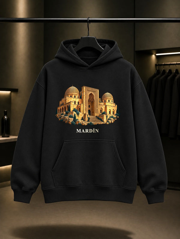 Mardin Zinciriye Medresesi baskılı siyah kapüşonlu sweatshirt