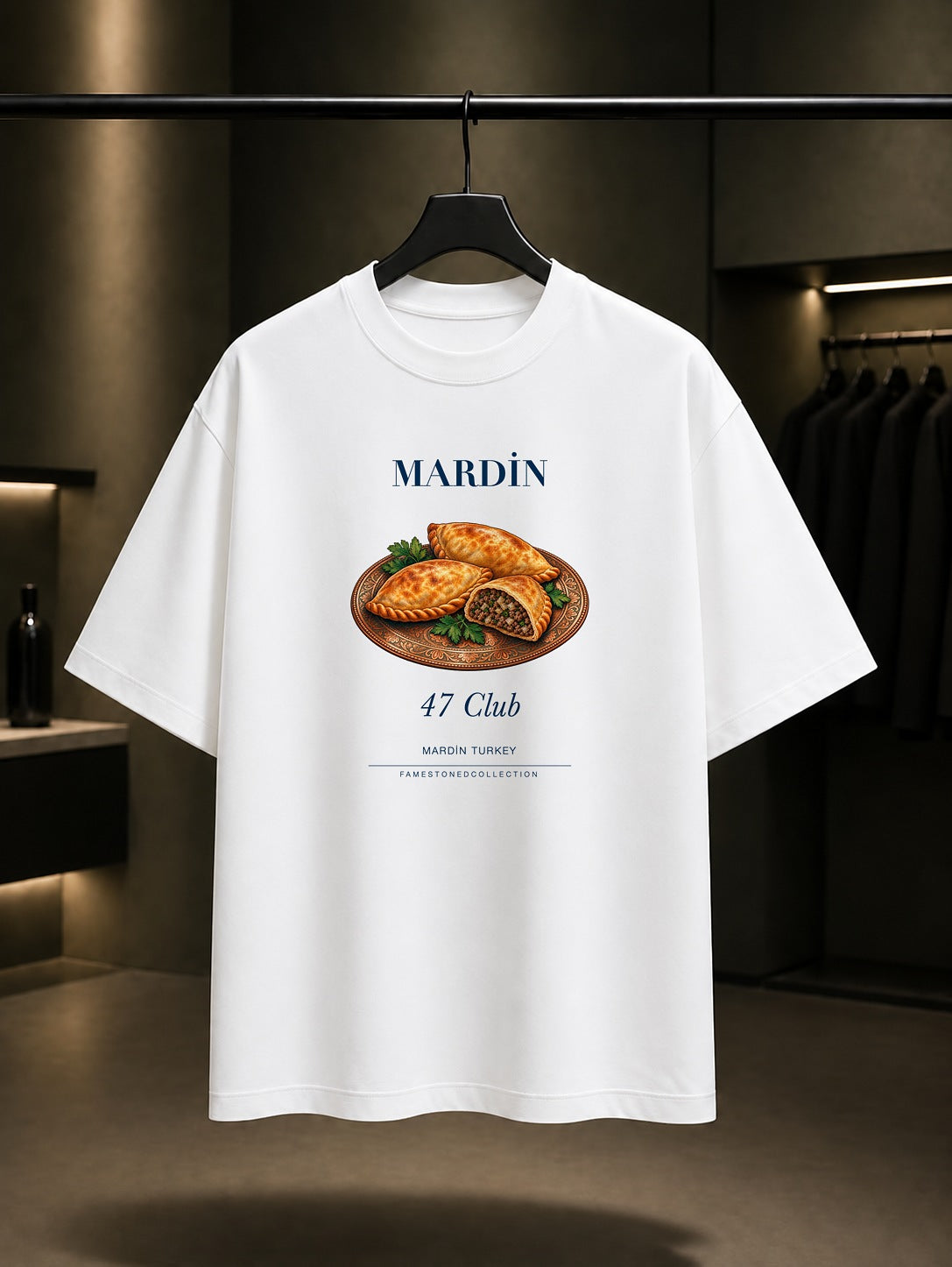 Mardin Sembusek 47 Club baskılı beyaz t-shirt