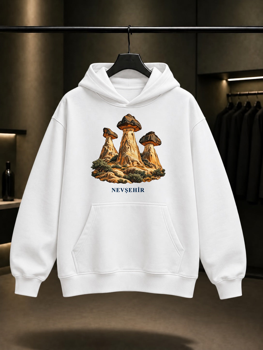 Nevşehir Peri Bacaları baskılı beyaz kapüşonlu sweatshirt