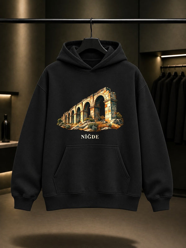 Niğde Tyana Su Kemerleri baskılı siyah kapüşonlu sweatshirt