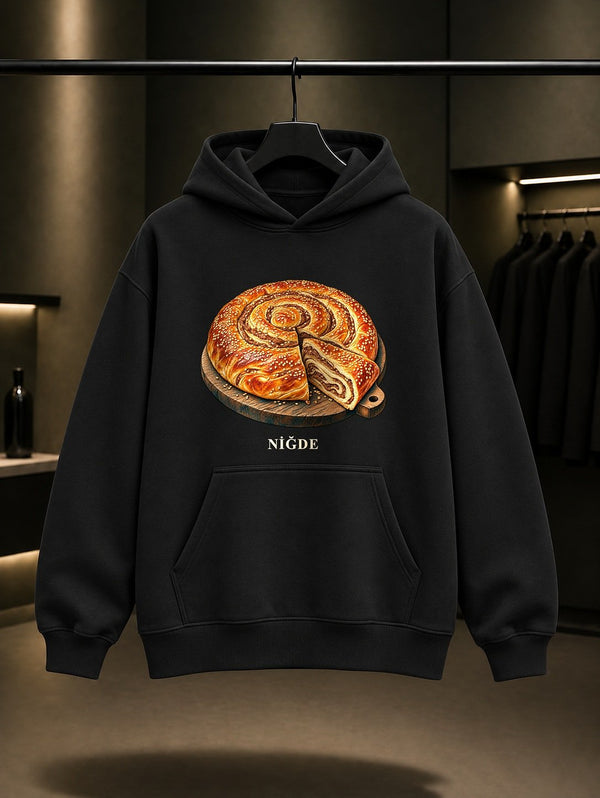 Niğde Tahinli Çörek baskılı siyah kapüşonlu sweatshirt