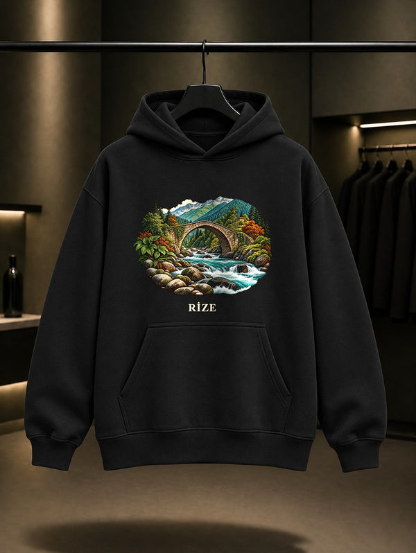 Rize Fırtına Köprüsü baskılı siyah kapüşonlu sweatshirt