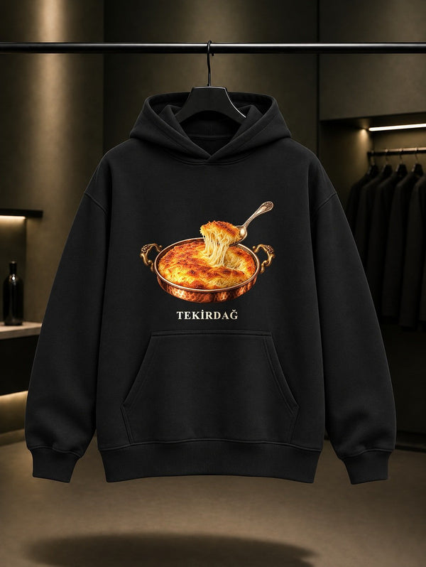 Tekirdağ Peynir Helvası baskılı siyah kapüşonlu sweatshirt