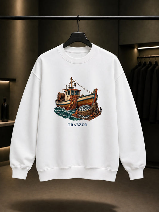Trabzon Hamsi Teknesi baskılı beyaz sweatshirt