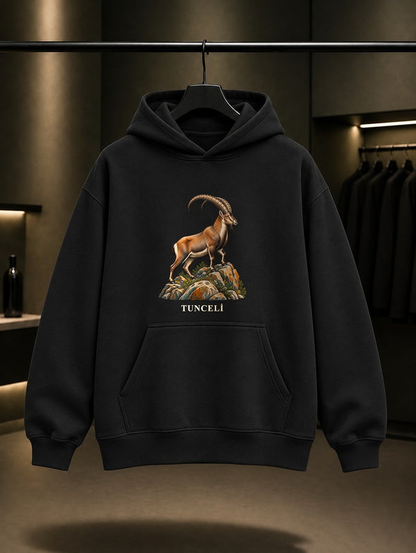 Tunceli Dağ Keçisi baskılı siyah kapüşonlu sweatshirt