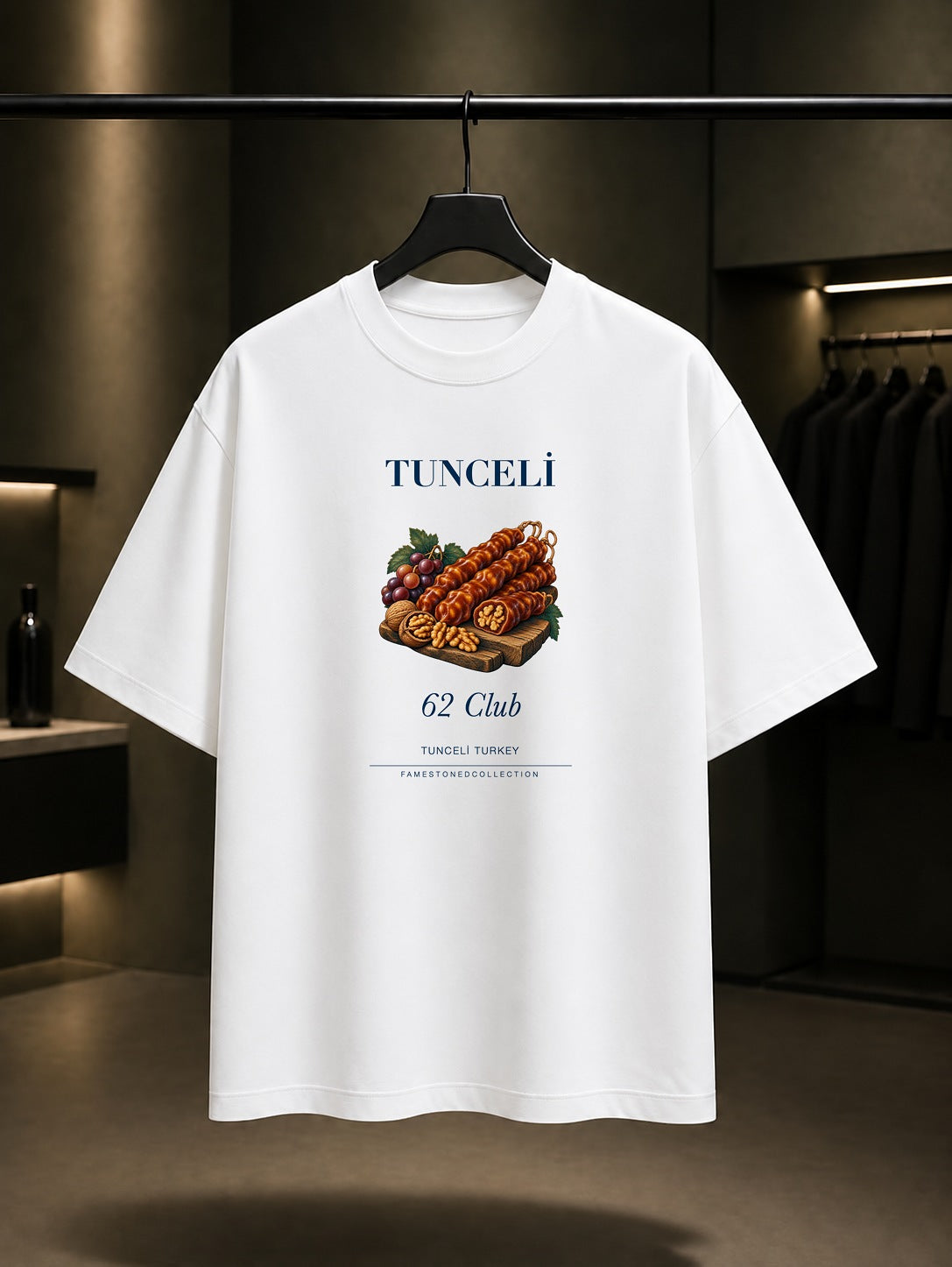 Tunceli Cevizli Orcik 62 Club baskılı beyaz t-shirt
