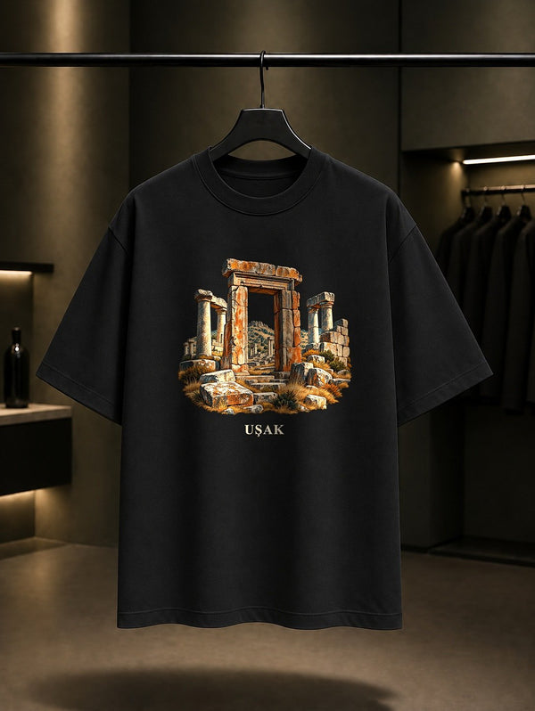Uşak Blaundos baskılı siyah t-shirt