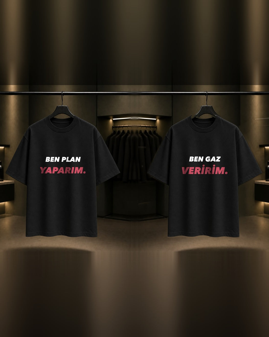 Ben Plan Yaparım & Ben Gaz Veririm — BFF İkili Baskılı Unisex %100 Pamuk T-shirt — İkili, Siyah