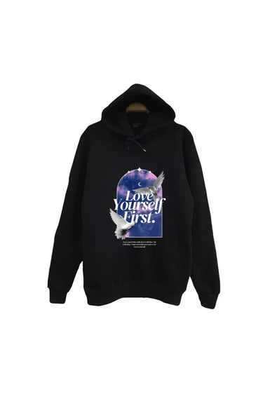 fame-stoned Love Yourself First - Kuş - Gökyüzü - Ay Baskılı Unisex %100 Pamuk Siyah Kapüşonlu Sweatshirt
