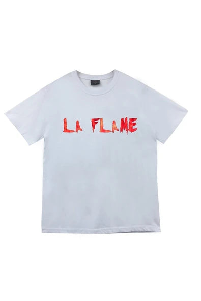 Unisex Beyaz La Flame' kırmızı sprey baskılı beyaz tişört
