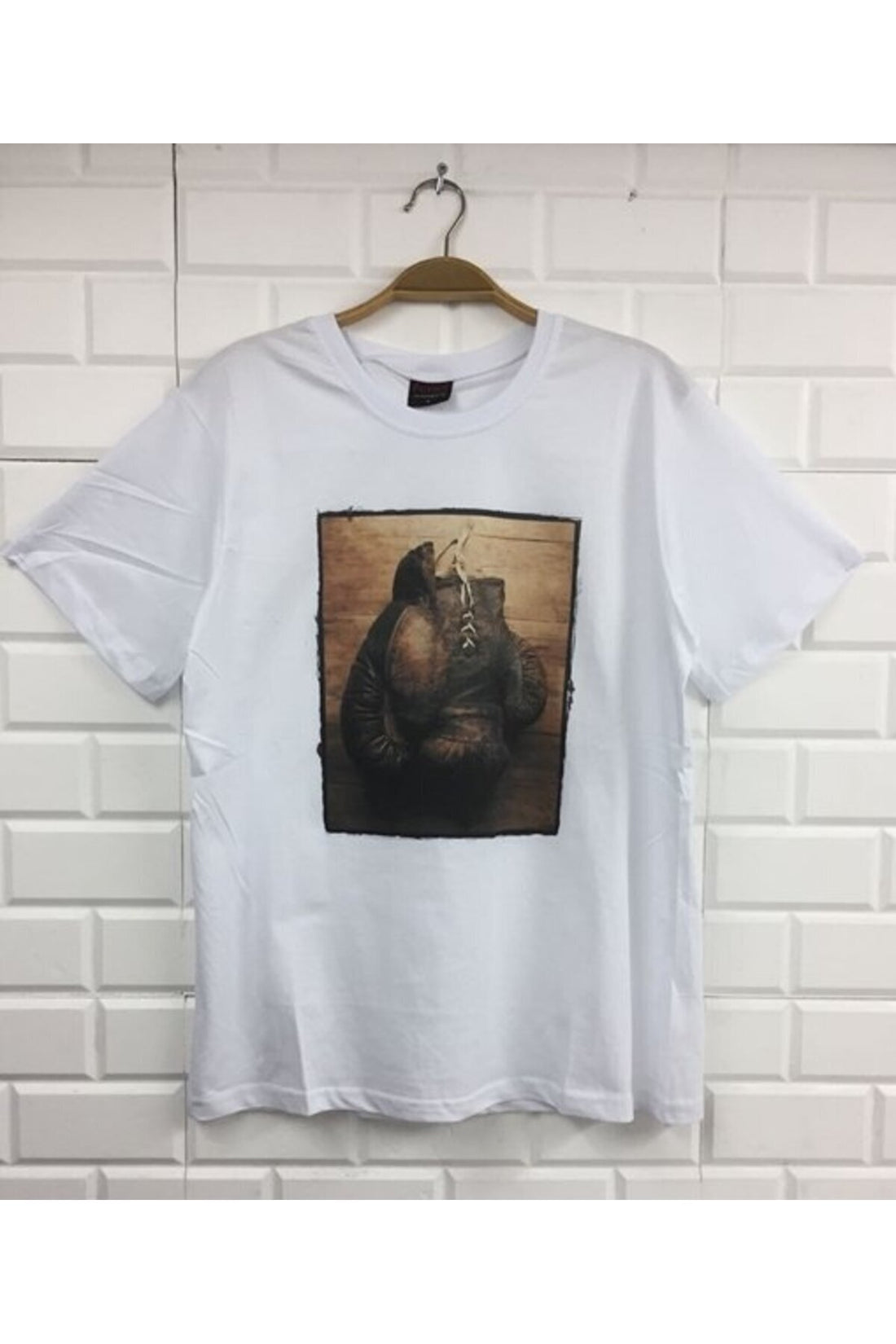 Unisex Beyaz Boks Eldiveni Cerceveli portre baskılı beyaz tişört