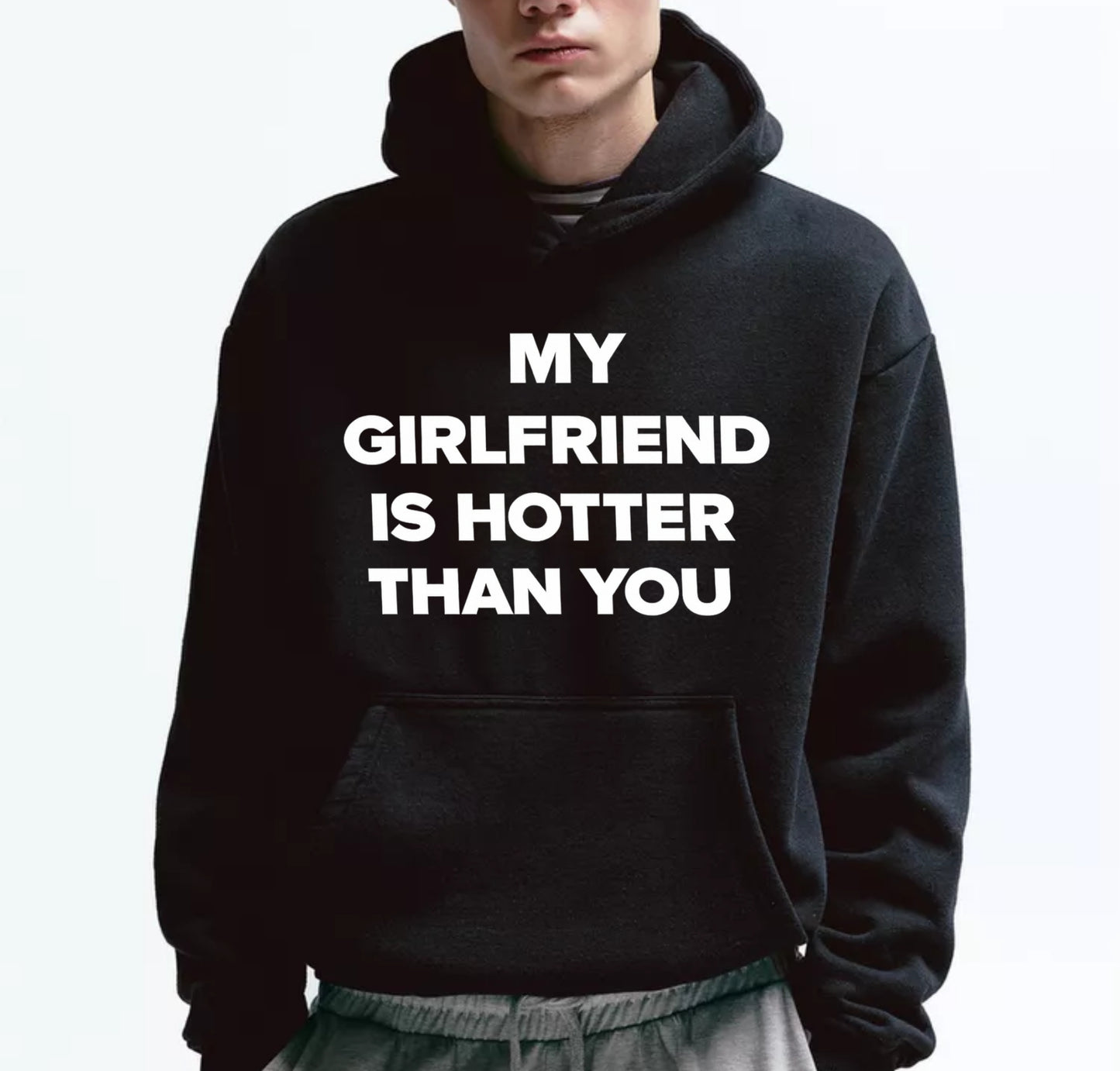 My Girlfriend Is Hotter Than You Baskılı Unisex %100 Pamuk Kapüşonlu Siyah Sweatshirt
