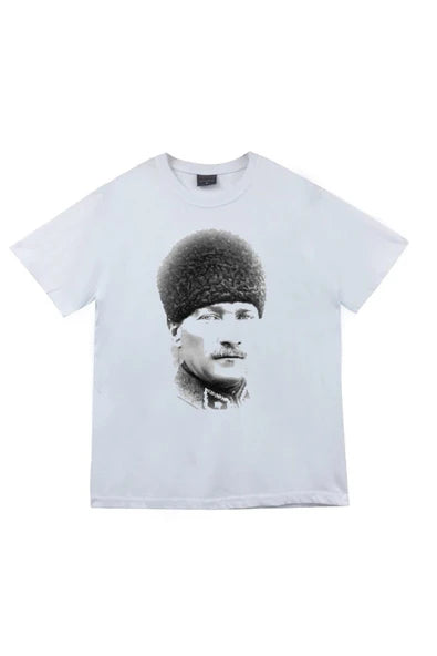 fame-stoned  Gazi Mustafa Kemal Atatürk Baskılı Unisex %100 Pamuk Beyaz T-shirt