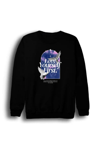 fame-stoned Love Yourself First - Kuş - Gökyüzü - Ay Baskılı Unisex %100 Pamuk Bisiklet Yaka Siyah Sweatshirt