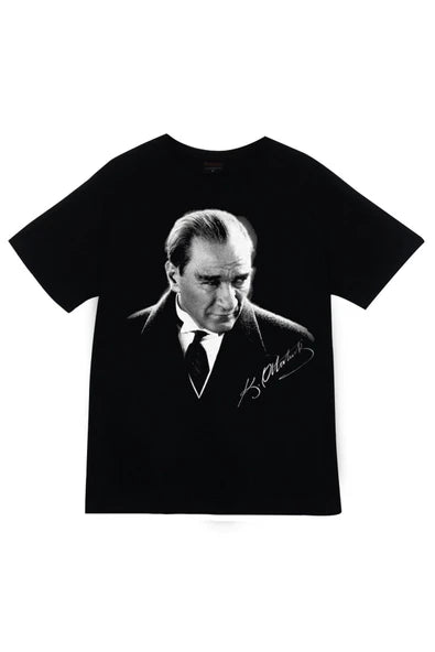 fame-stoned  Gazi Mustafa Kemal Atatürk Baskılı Unisex %100 Pamuk Siyah T-shirt