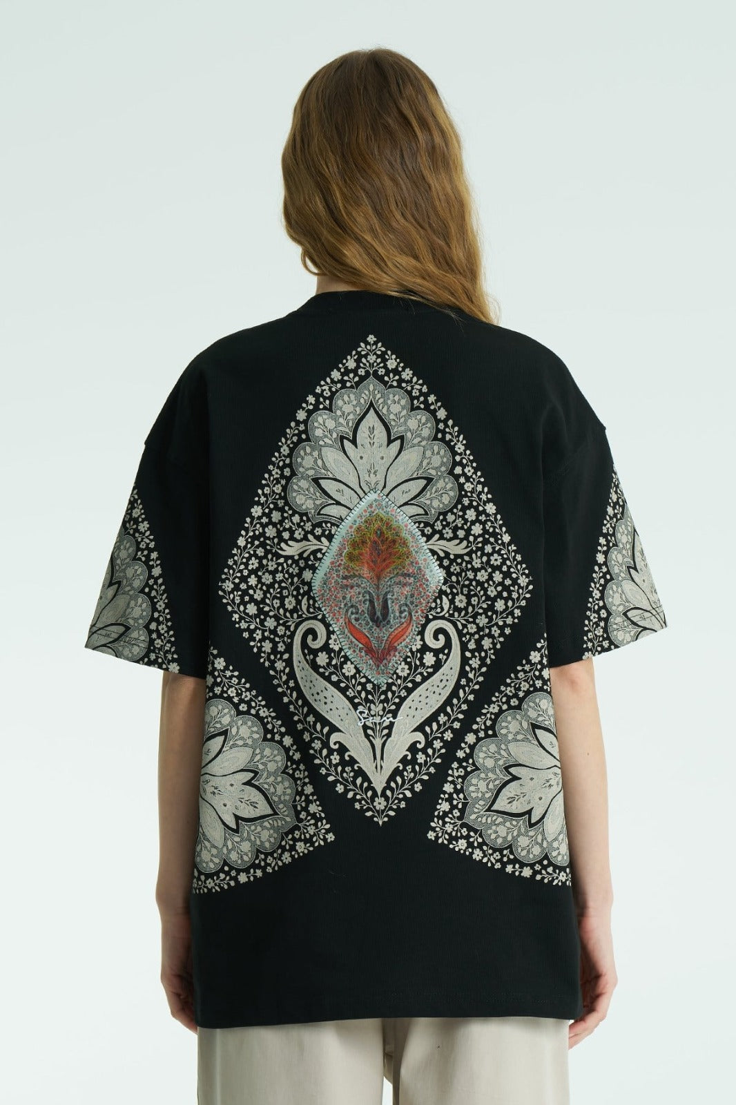Anatolia Motifli Sol Logo - Sırt Baskılı, Nakışlı Unisex %100 Pamuk Oversize T-shirt