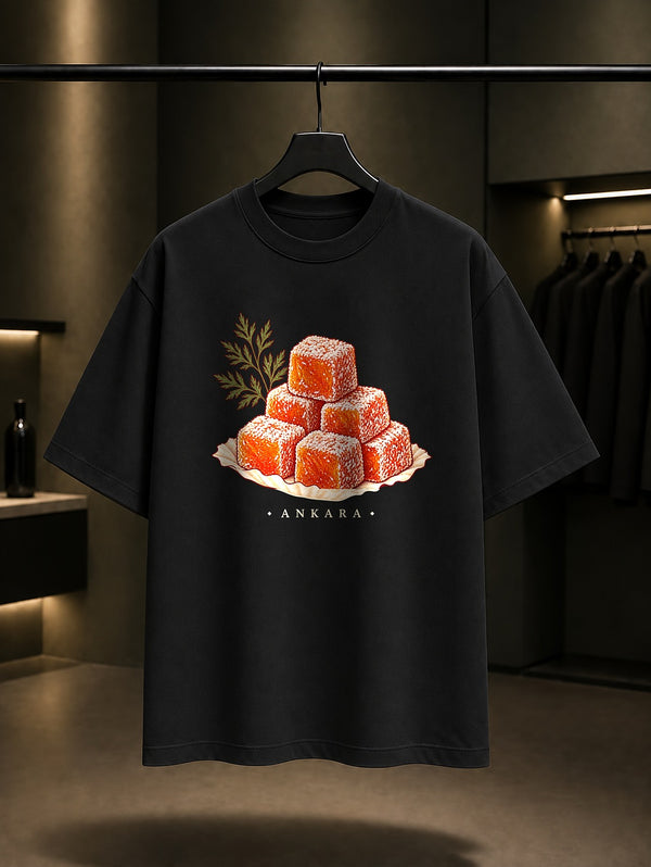 Ankara Havuç Lokumu baskılı siyah t-shirt