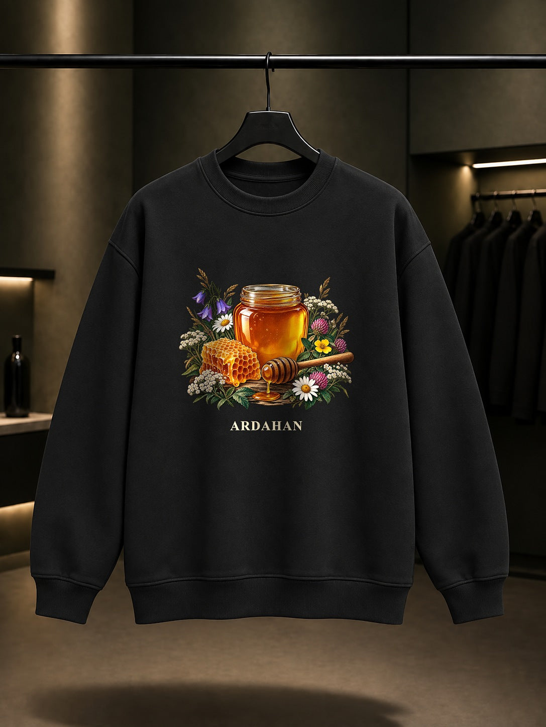 Ardahan Çiçek Balı baskılı siyah sweatshirt