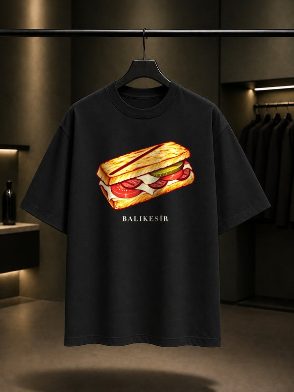 Balıkesir Ayvalık Tostu baskılı siyah t-shirt