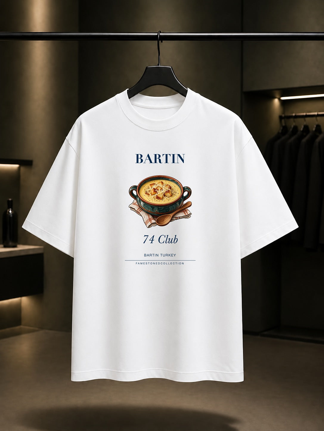 Bartın Pumpum Çorbası 74 Club baskılı beyaz t-shirt